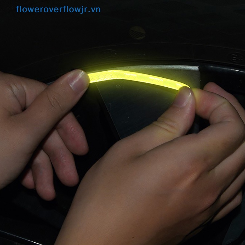 Bộ 20 Miếng Dán Phản Quang Cảnh Báo Viền Bánh Xe Hơi / Xe Máy