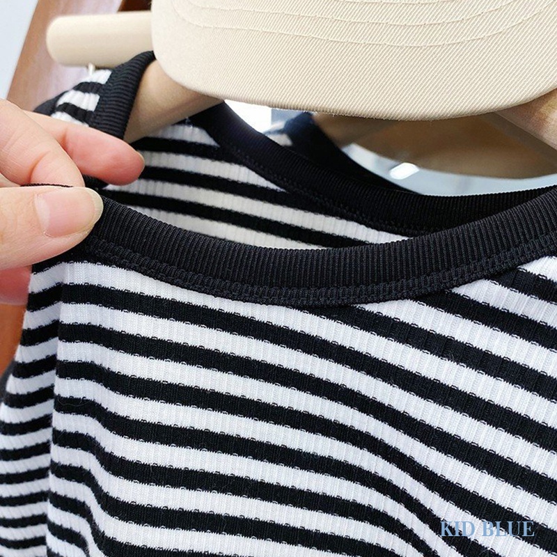 Áo Sát Nách Cổ Tròn Hoạ Tiết Kẻ Sọc Trắng Đen Phong Cách Hàn Quốc