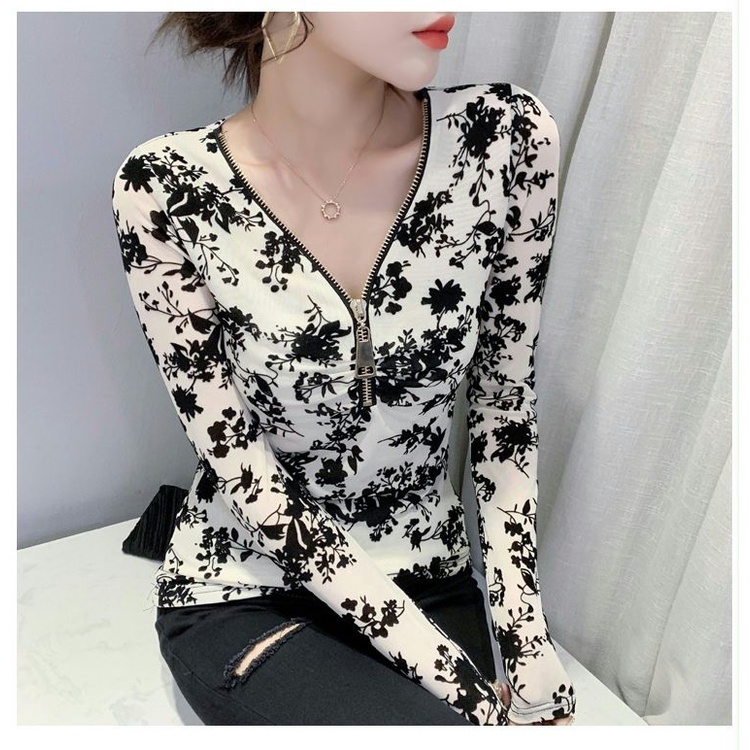 Áo Thun Tay Dài Cổ Chữ v In Họa Tiết Phong Cách Phương Tây Thời Trang Thu Đông Cho Nữ