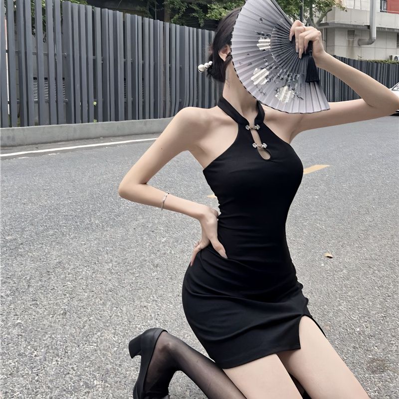 Đầm Sườn Xám Cách Tân Xẻ Tà Màu Đen Phong Cách Trung Hoa