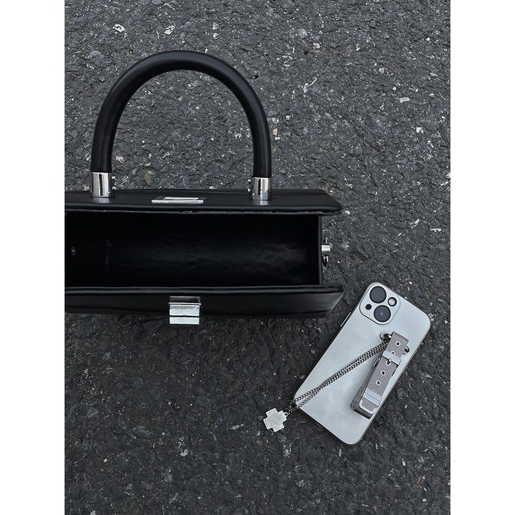 Túi Xách Hình Trụ Màu Đen Phong Cách Retro Cho Nữ