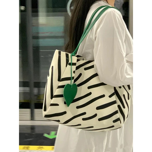 Túi Xách Đeo Vai / Kẹp Nách Kích Cỡ Lớn Phong Cách Thời Trang Mới Dành Cho Nữ