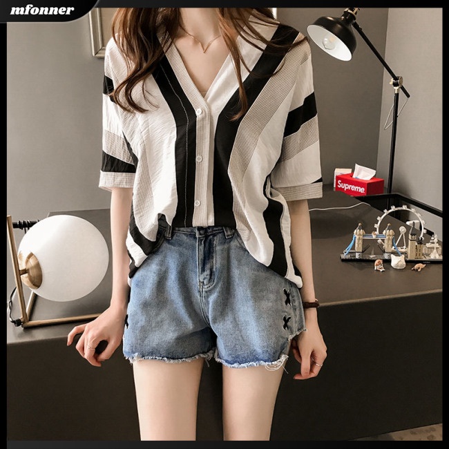 Áo Kiểu Tay Ngắn Cổ Chữ V Họa Tiết Kẻ Sọc Dáng Rộng Thời Trang Cho Nữ