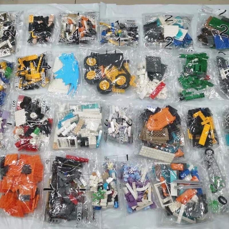 Đồ chơi gạch xếp hình theo cân hàng mới 100%
