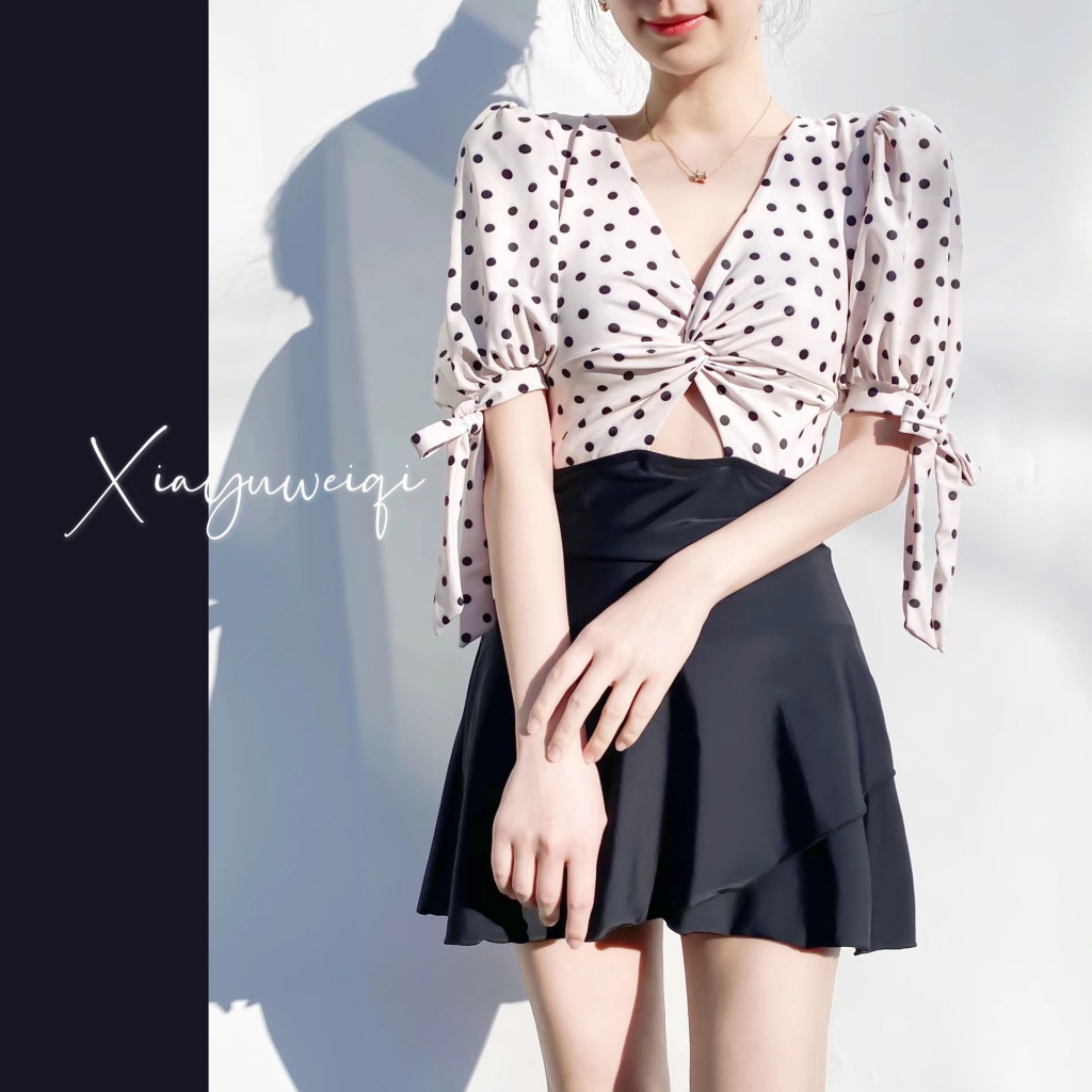 Bộ Đồ Bơi Bikini Dạng Váy Xẻ Mỏng Họa Tiết Chấm Bi Thanh Lịch Phong Cách Hàn Quốc Hàng Mới Dành Cho Bạn Nữ Mặc Khi Đi Biển Mùa Xuân Nóng Bỏng