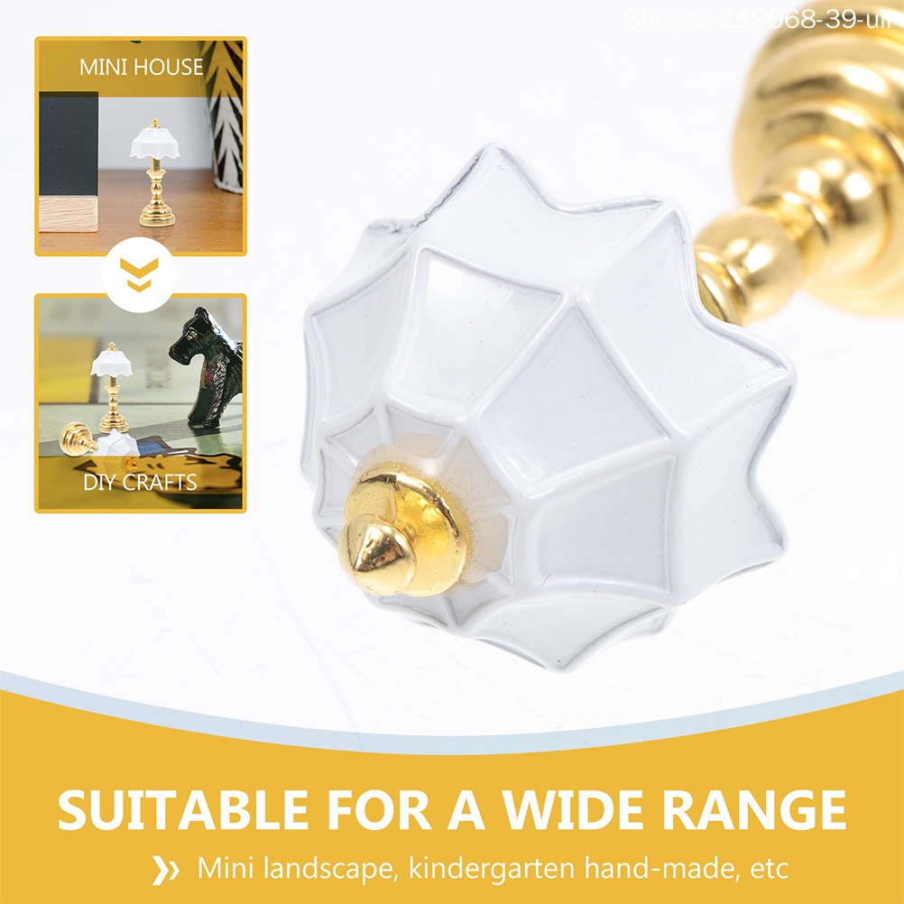 Set 3 Mô Hình Đèn Bàn Mini Bằng Kim Loại Dùng Trang Trí Nhà Búp Bê