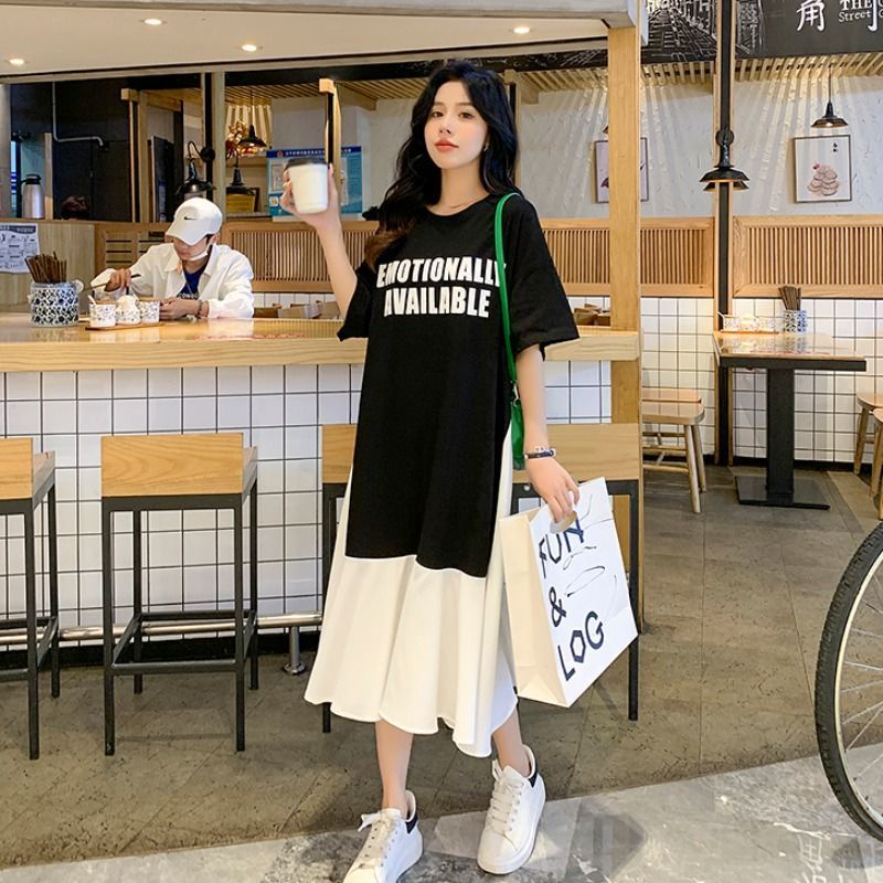 Váy Ngắn Tay Vừa Vặn Với Màu Sắc Tương Phản