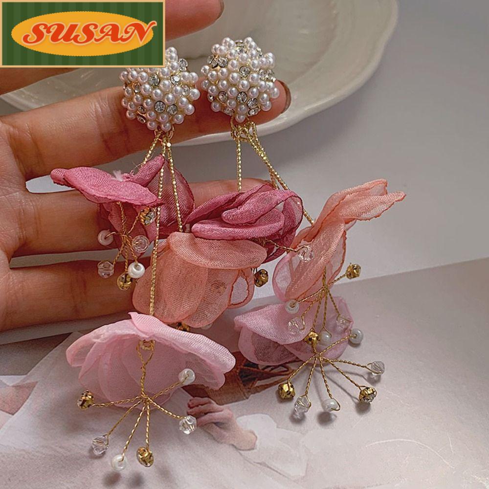 Bông Tai Xỏ Lỗ Hình Hoa Cá Tính Cho Nữ