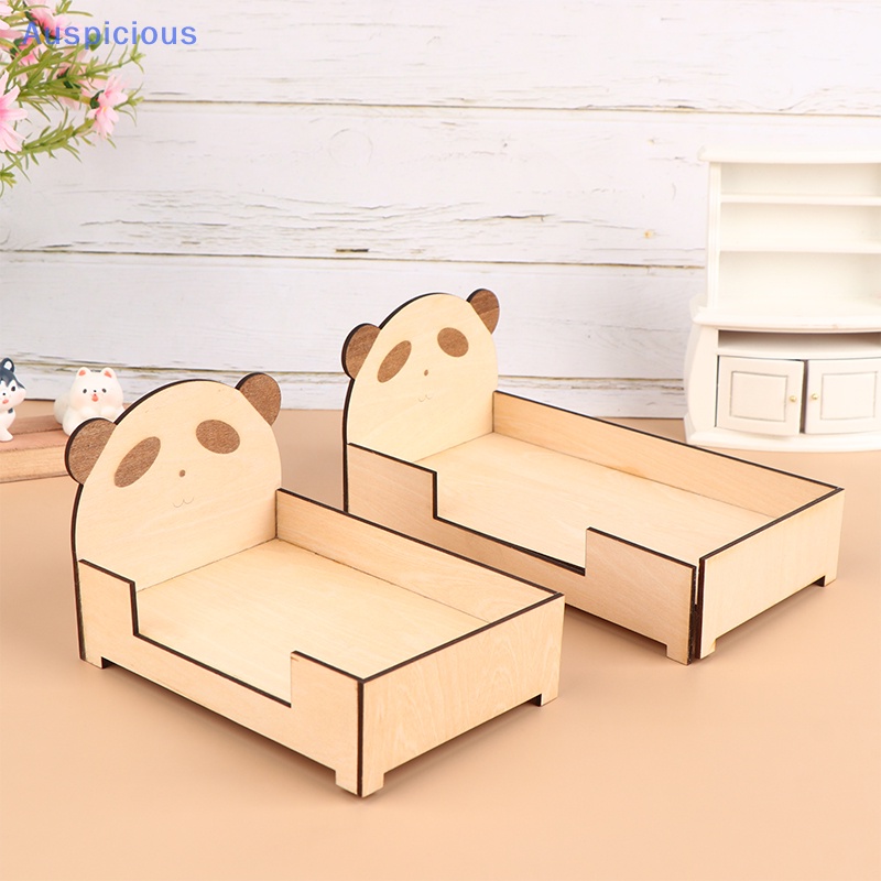 Giường Ngủ Mini Họa Tiết Hoạt Hình Tỉ Lệ 1 / 12 Trang Trí Nhà Búp Bê