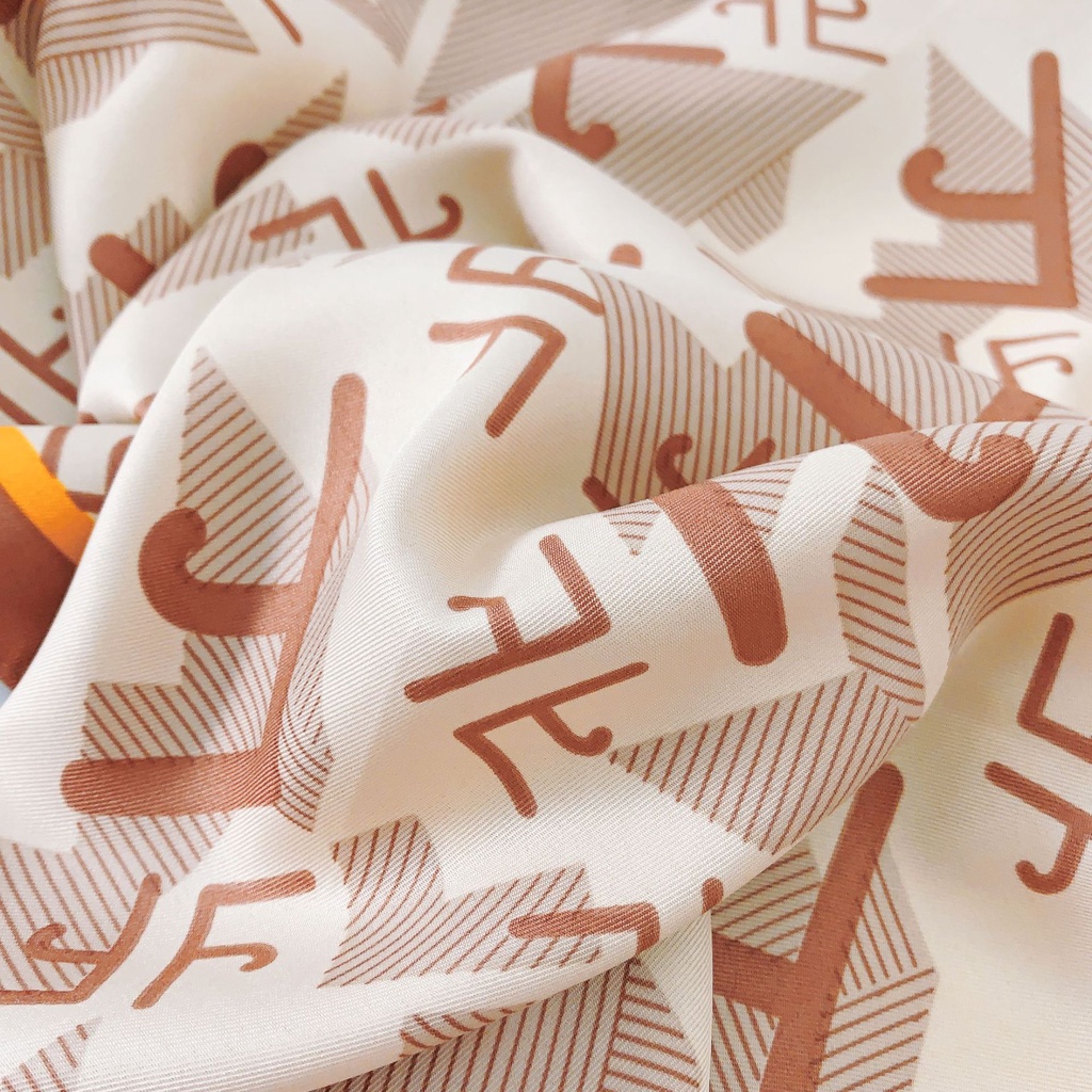 Khăn Choàng Cổ Hình Vuông Cỡ Lớn 90 * 90cm In Chữ Thời Trang Xuân Hè Cho Nữ