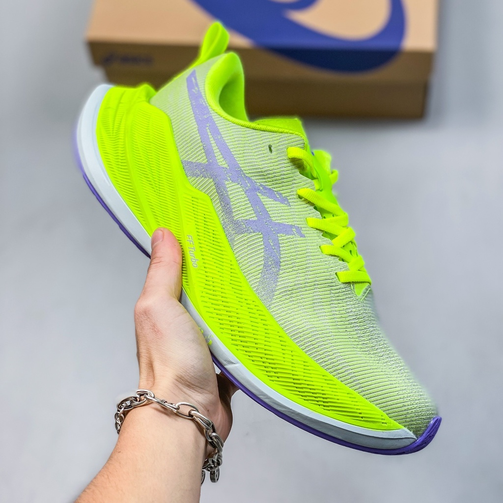 Giày Thể Thao Chuyên Nghiệp, Siêu Co Dãn