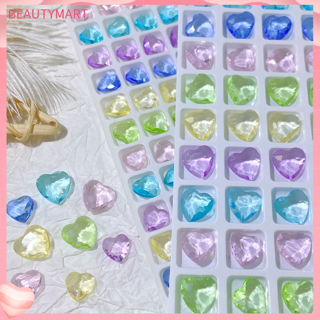 Set 10 Phụ Kiện Trang Trí Móng Tay 3D Trong Suốt Đính Đá Trái Tim Xinh Xắn