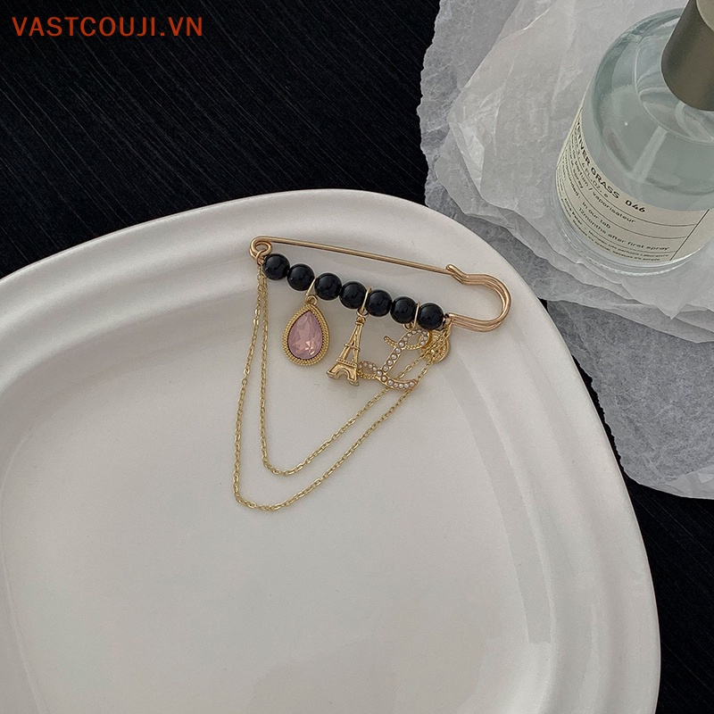 Ghim Cài Áo Hình Hoa Trà Đính Ngọc Trai Lớn Chống Ánh Sáng Cho Nữ