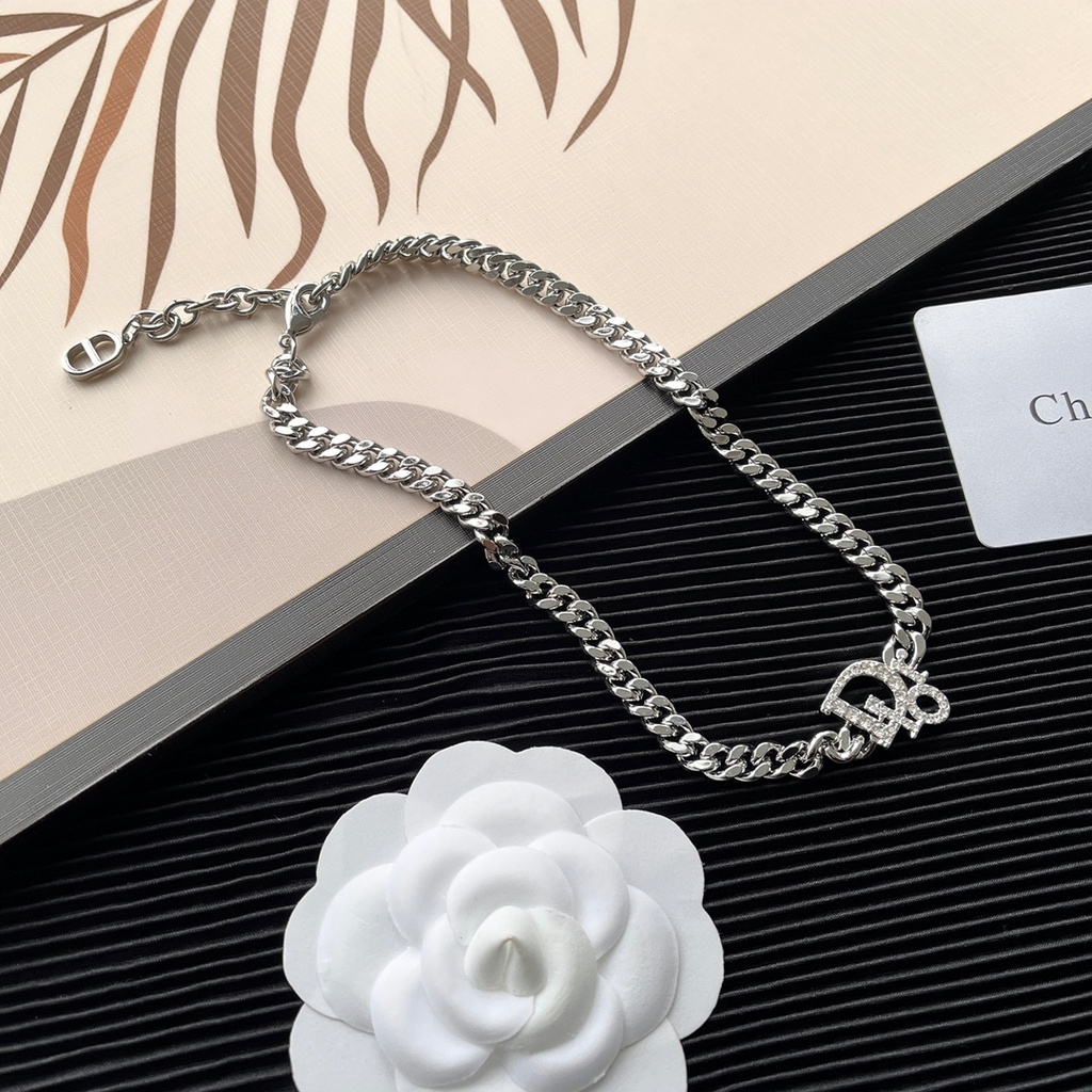 Vòng Đeo Tay Dior Bằng Thép Titan Chống Thấm Nước Không Gỉ In Chữ CD Rỗng