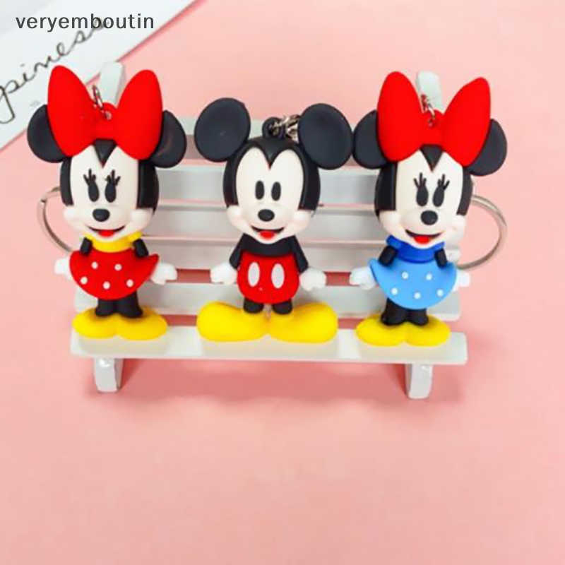 1 Móc Khóa Hình Chuột Mickey / Minnie / Gấu Pooh / Chuột Mickey Bằng Silicon Dễ Thương Cho Cặp Đôi