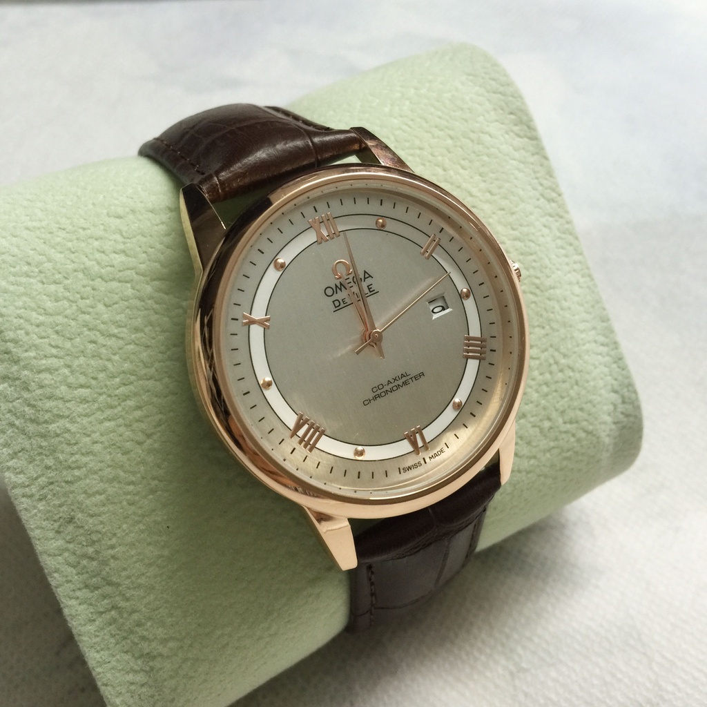 Đồng Hồ Quartz Nam Hiển Thị Ngày Với Dây Đeo Da OGA