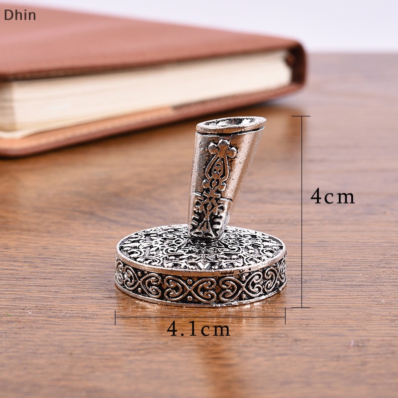 [Dhin] European Vintage Feather Pen Pen Stand Metal Round Pen Holder Pen Accessories COD