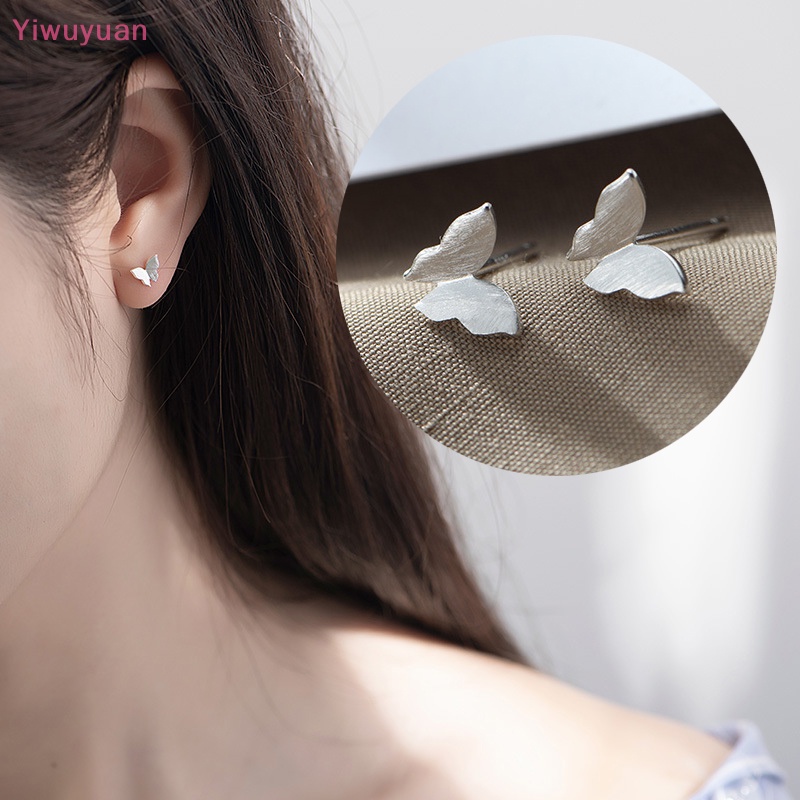 1 Đôi Bông Tai Hình Bướm Đơn Giản Thời Trang Dành Cho Nữ