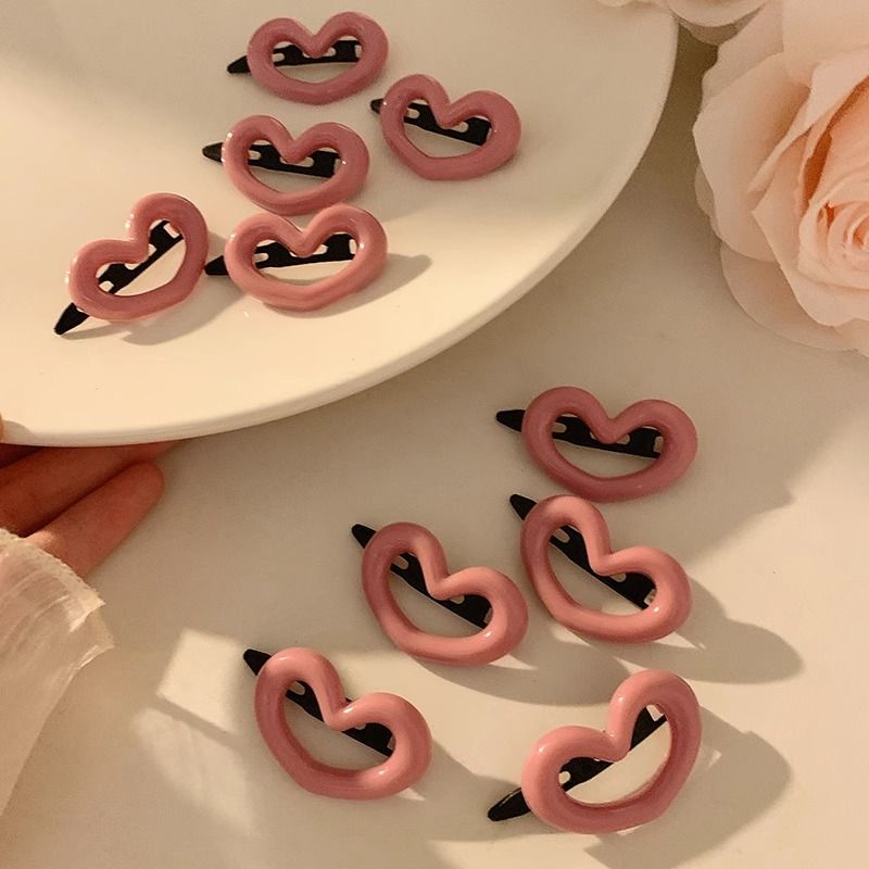Set 10 Kẹp Tóc Nữ Hình Trái Tim Màu Hồng Dễ Thương