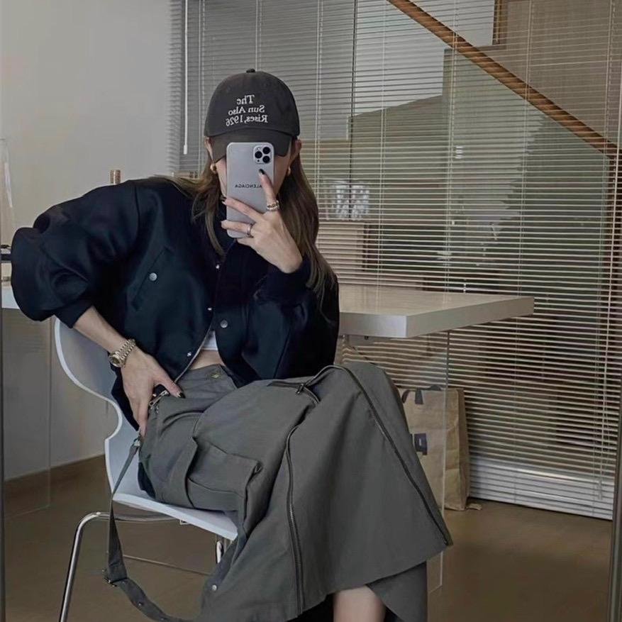 Áo khóac lửng croptop bomber túi nắp thêu logo kaki da lộn 2 lớp unisex nam nữ