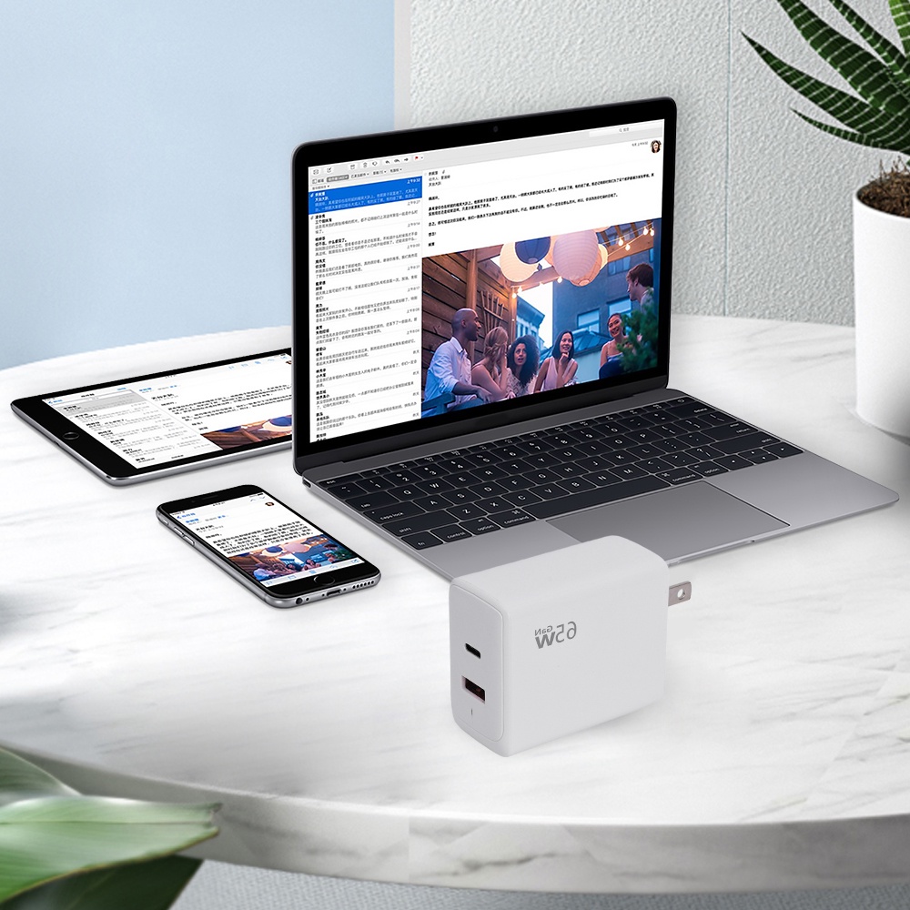 Củ Sạc 65w pd usb Chất Lượng Cao Cho Điện Thoại / Máy Tính Bảng / Máy Tính Bảng