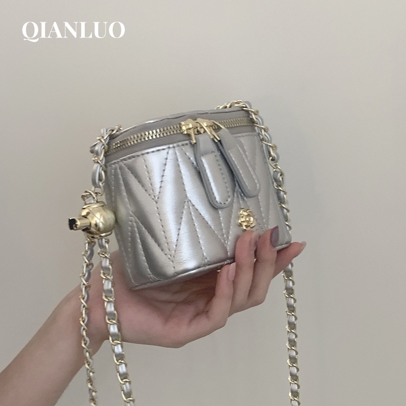 QIANLUO túi đeo chéo nữ mini Túi Thời Trang miumiu  2023 NEW L91TNG4