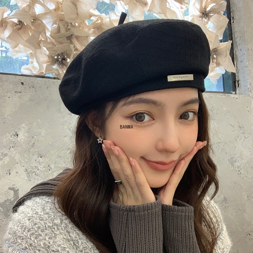 Mũ thời trang thông thường mới của hàn quốc logo kim loại mặt mũ beret nhỏ