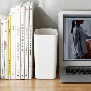 Thùng đựng rác 1.5 để bàn có nắp đậy