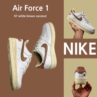 （Sản phẩm chính hãng）Nike Air Force 1 07 trắng nâu dừa giày thể thao chính hãng 100% giày chạy bộ nike