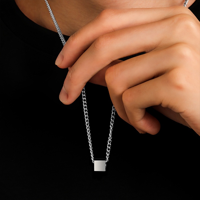 Vòng cổ Thép Titan Mặt Khối Vuông Phong Cách Hip Hop Đơn Giản Thời Trang Unisex