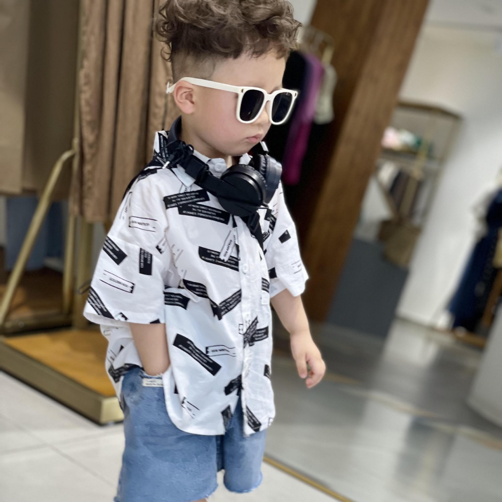 Áo Sơ Mi Hoa Ngắn Tay Dáng Rộng Cho Bé Trai 3-8 Tuổi