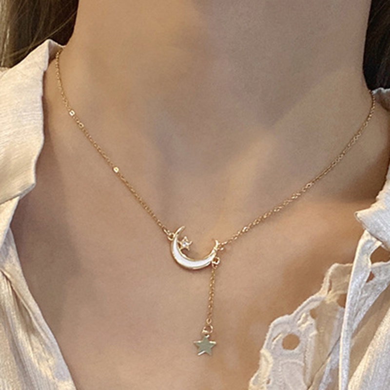 Vòng cổ Mặt Hình Ngôi Sao Và Mặt Trăng Bằng Thép Titan Thời Trang h9x