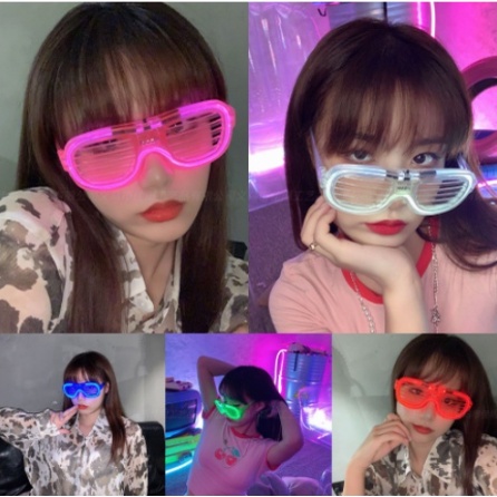 Mắt Kính Có Đèn LED Phát Sáng Độc Đáo Cho Bé Gái