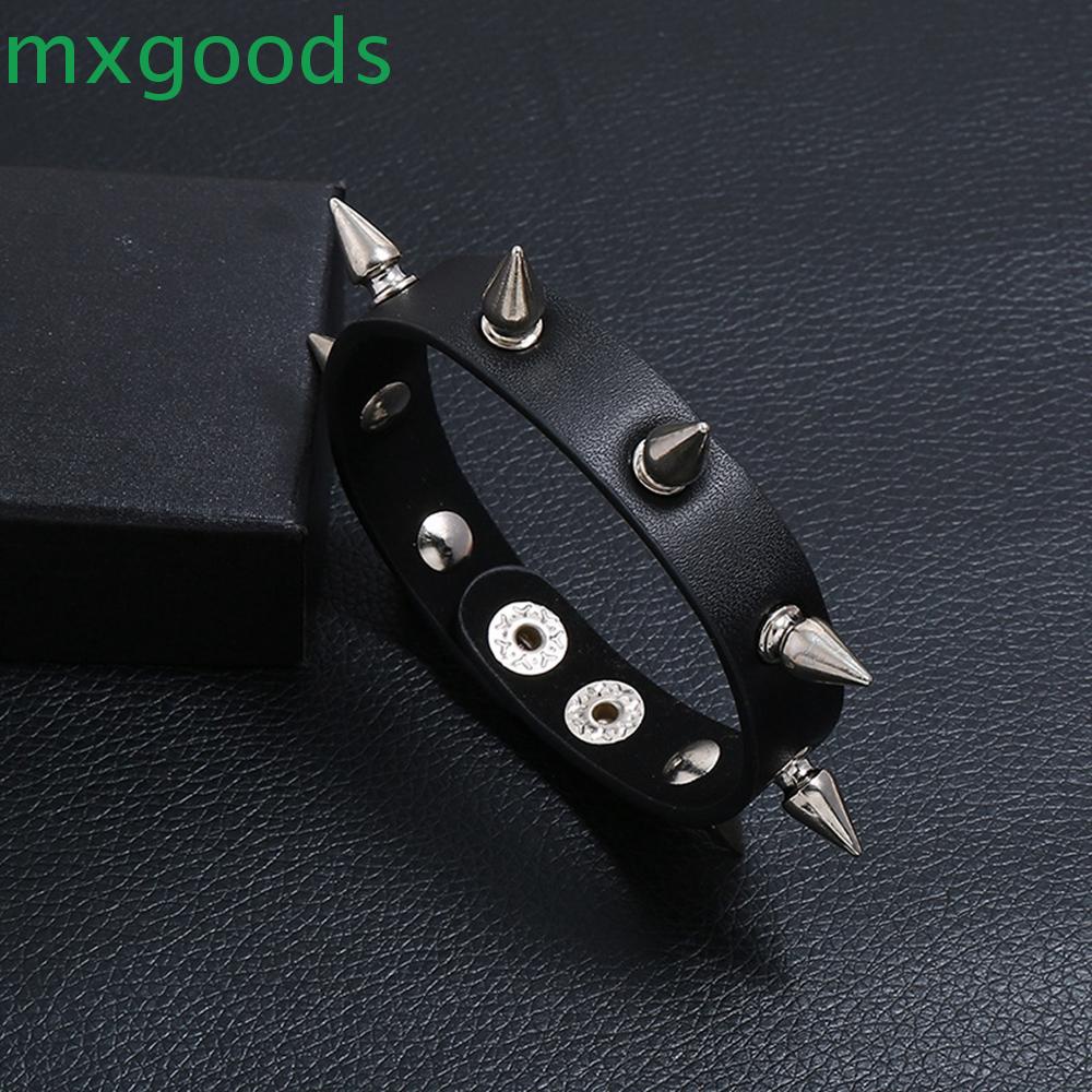 Vòng Tay Hợp Kim Đính Đinh Tán Phong Cách Rock Cá Tính Cho Nam Và Nữ