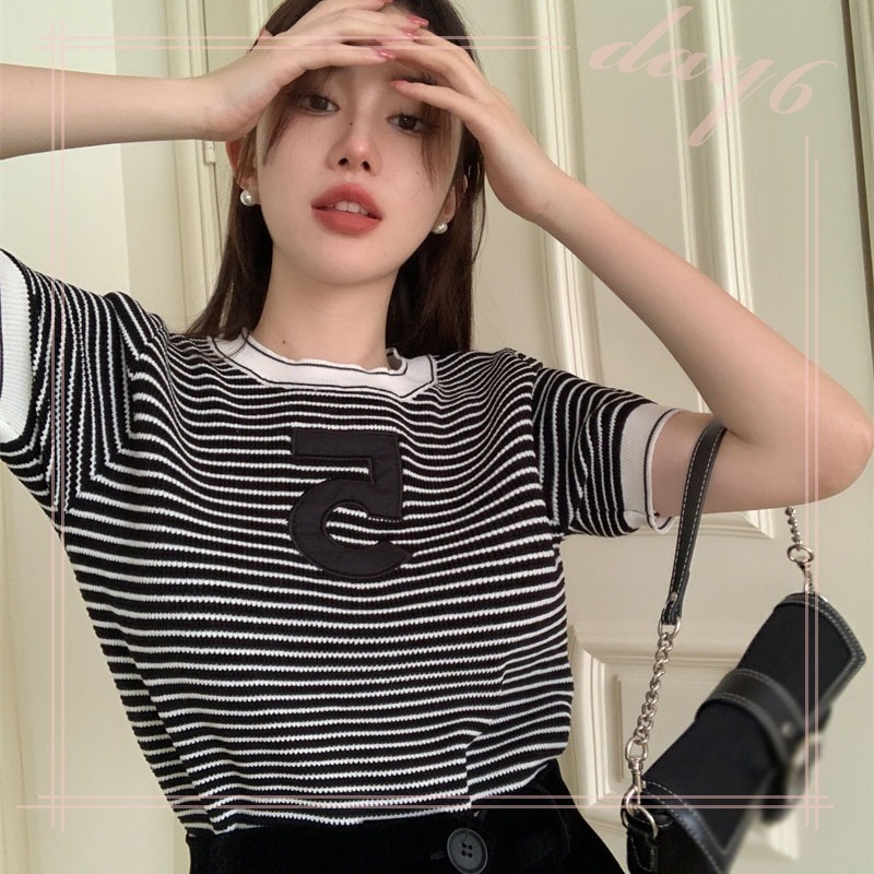 Áo Thun Tay Ngắn Họa Tiết Sọc Ngang Phong Cách Hàn Quốc Dành Cho Nữ