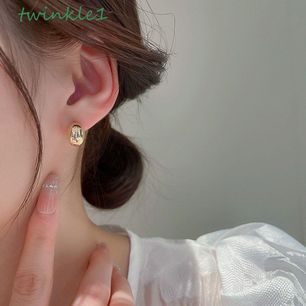 Đôi Khuyên Tai Đính Hạt Cườm Lấp Lánh Thời Trang Cho Nữ