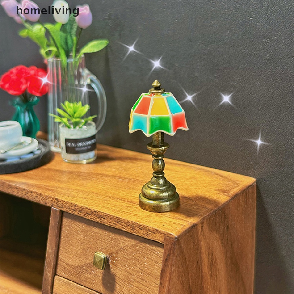 Mô Hình Đèn Bàn Mini Tỉ Lệ 1 / 12 Dùng Để Trang Trí Nhà Búp Bê