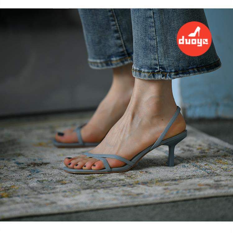 Giày Sandal Cao Gót Mùa Hè Màu Trắng Hợp Thời Trang Phong Cách Hàn Quốc Mới Cho Nữ