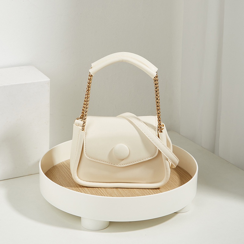 Túi Đeo Chéo Hình oval Nhỏ Xinh Dễ Phối Đồ Thời Trang Cho Bạn Gái