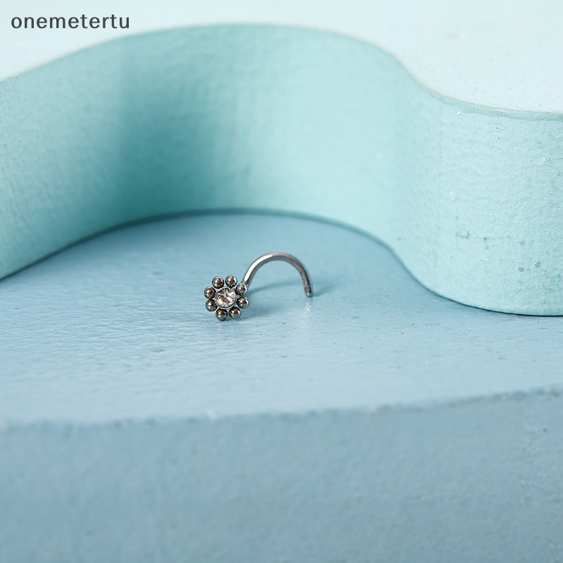 Khuyên Mũi Bằng Thép Không Gỉ Hình Bông Hoa Dễ Thương Dành Cho Nữ