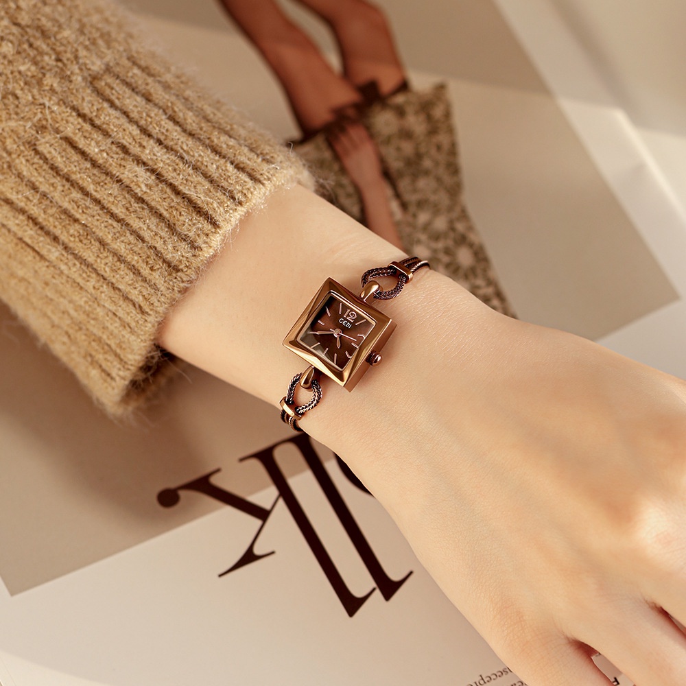 Đồng Hồ Đeo Tay Mặt Vuông Thiết Kế Đơn Giản Sáng Tạo Thời Trang Cho Nữ