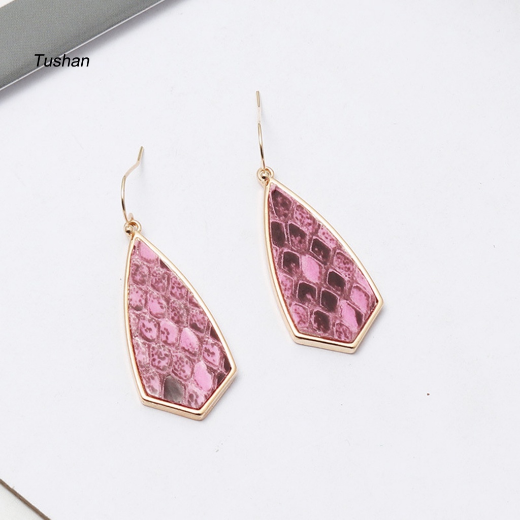 1 Đôi Bông Tai Hợp Kim Dáng Dài Họa Tiết Da Báo Thời Trang