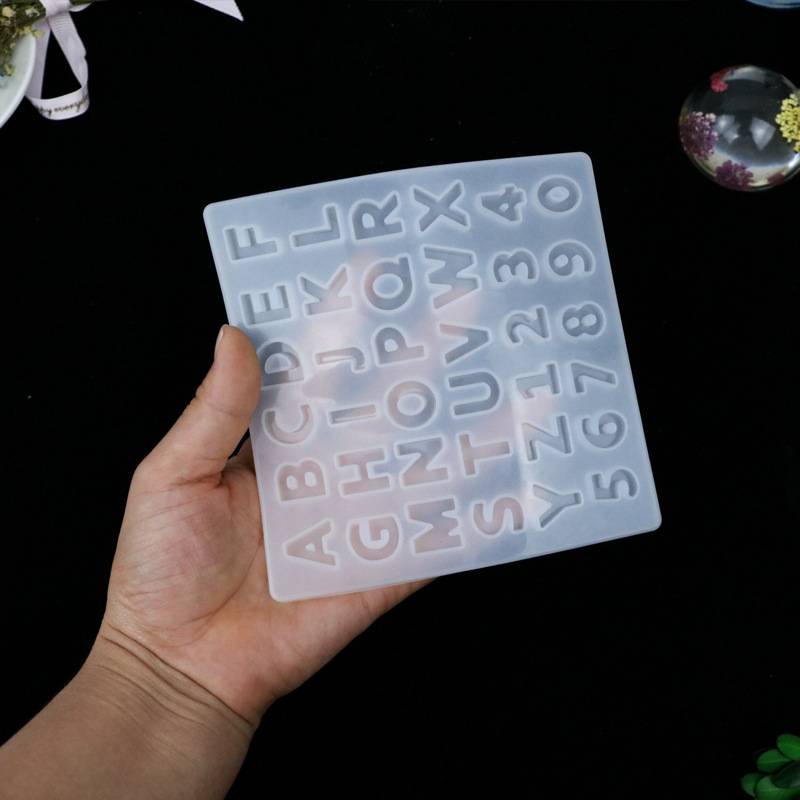 Khuôn Silicone Làm Móc Khóa Nhựa Resin Hình Chữ Cái / Chữ Số