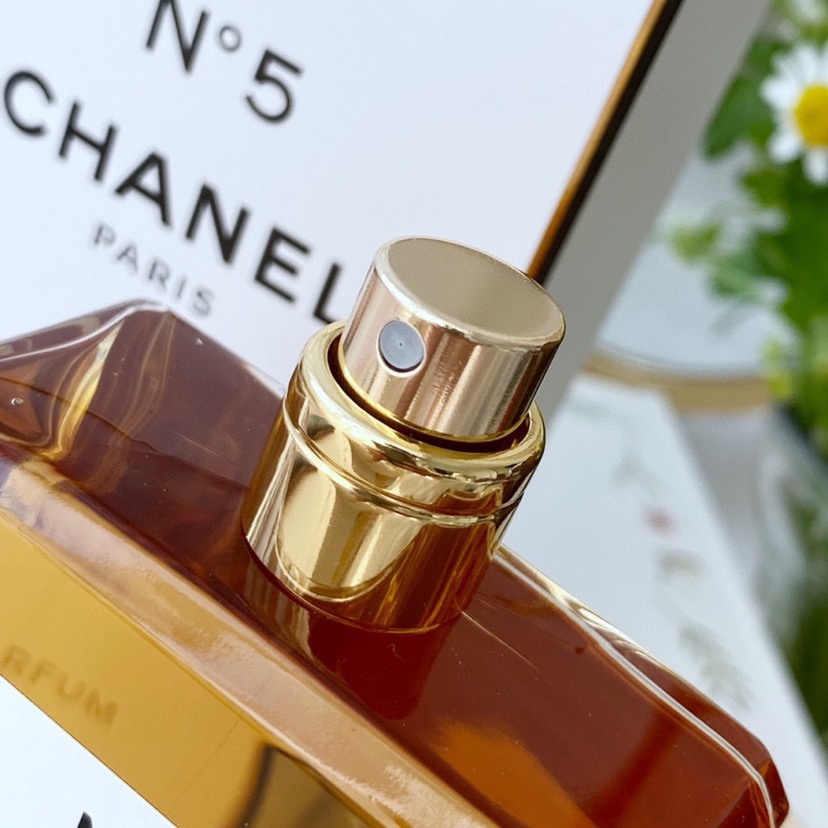 Đèn Trần Nhà Màu Vàng / Vàng Chất Lượng Cao ° 5 Nước Hoa  N5 Nữ 50ml