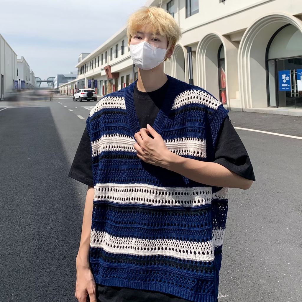 Áo Sweater Sát Nách Cổ Chữ V Họa Tiết Kẻ Sọc Phong Cách Hàn Quốc Cho Nam