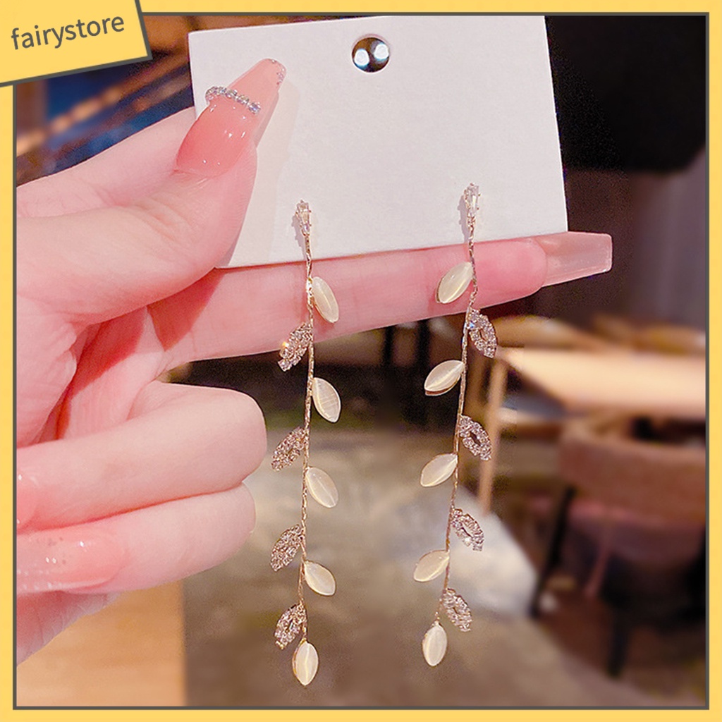 1 Đôi Bông Tai Hình Chiếc Lá Đính Đá Lấp Lánh Dành Cho Nữ