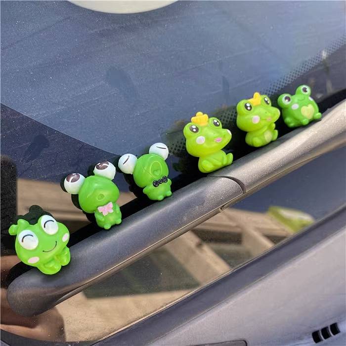Cute Little Frog Decoration Creative Dashboard High-End Car Interior Decoration Supplies FROGPRINCE Car Decoration 7Q74