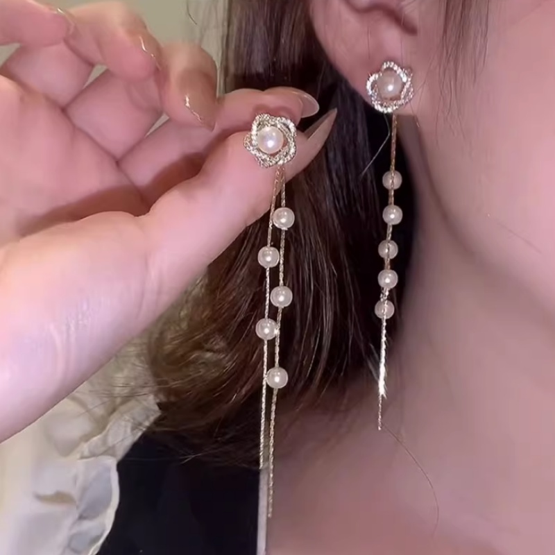 Bông Tai Dáng Dài Hình Hoa Đính Đá Pha Lê Thời Trang Hàn Quốc Cho Nữ