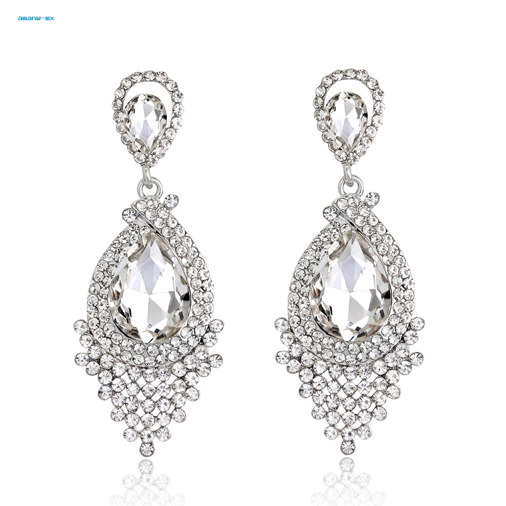 Khuyên Tai Dạng Hạt Tua Rua Cổ Điển