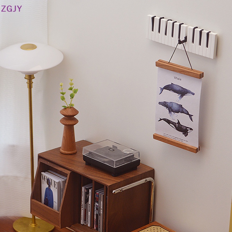 1 Móc Treo Quần Áo Gắn Tường Trang Trí Nhà Búp Bê 1: 6 Mới